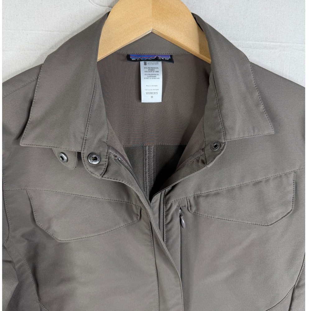 Patagonia Dispatch Windbloc Softshell Jacket Size… - image 4